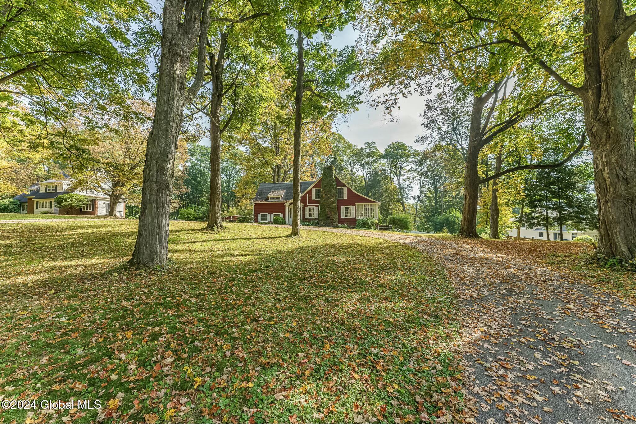 32 Spring Road