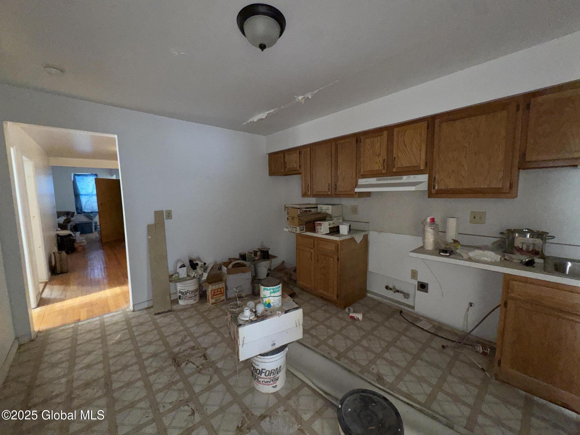 43 Oakwood Avenue