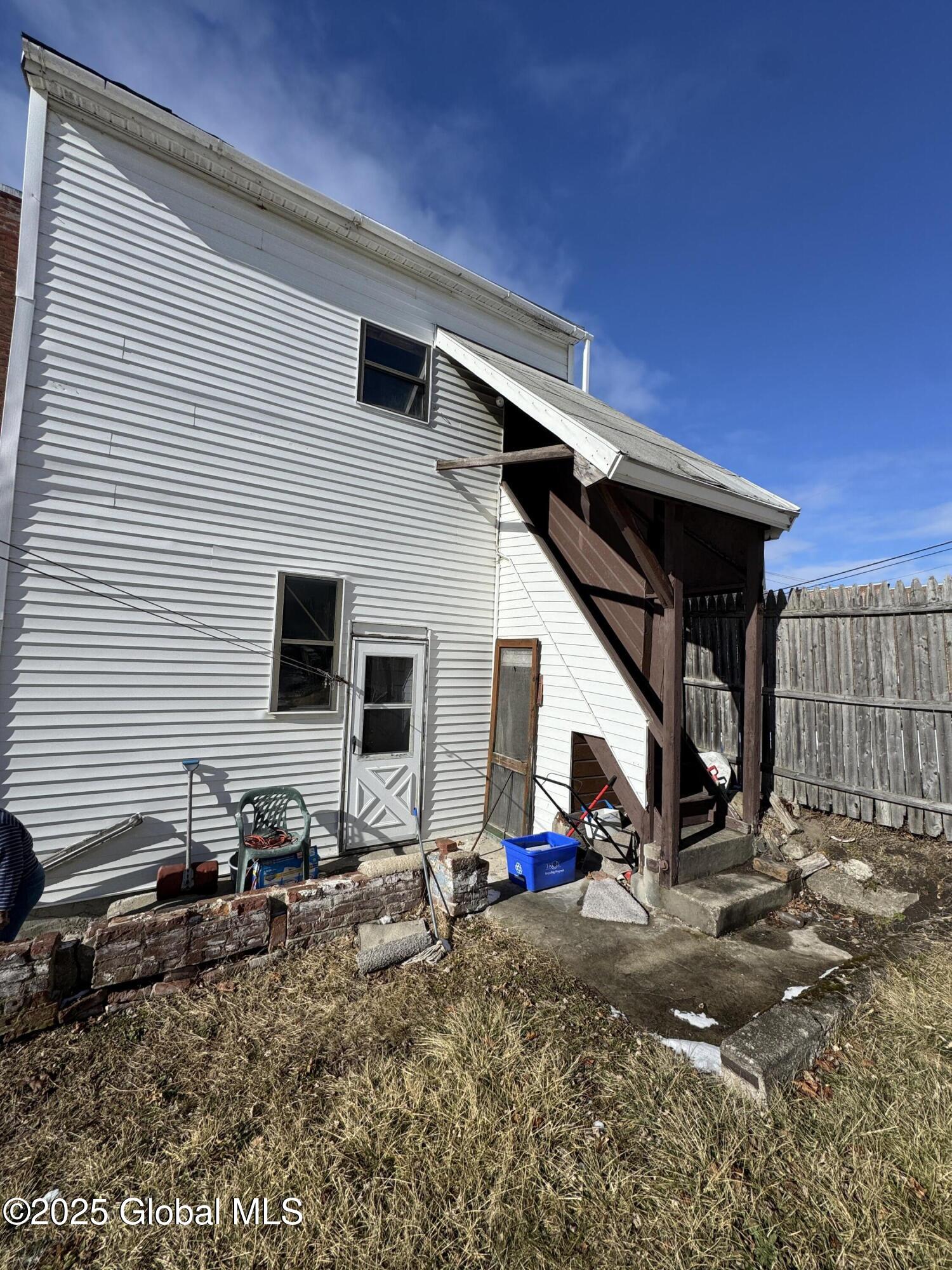 43 Oakwood Avenue
