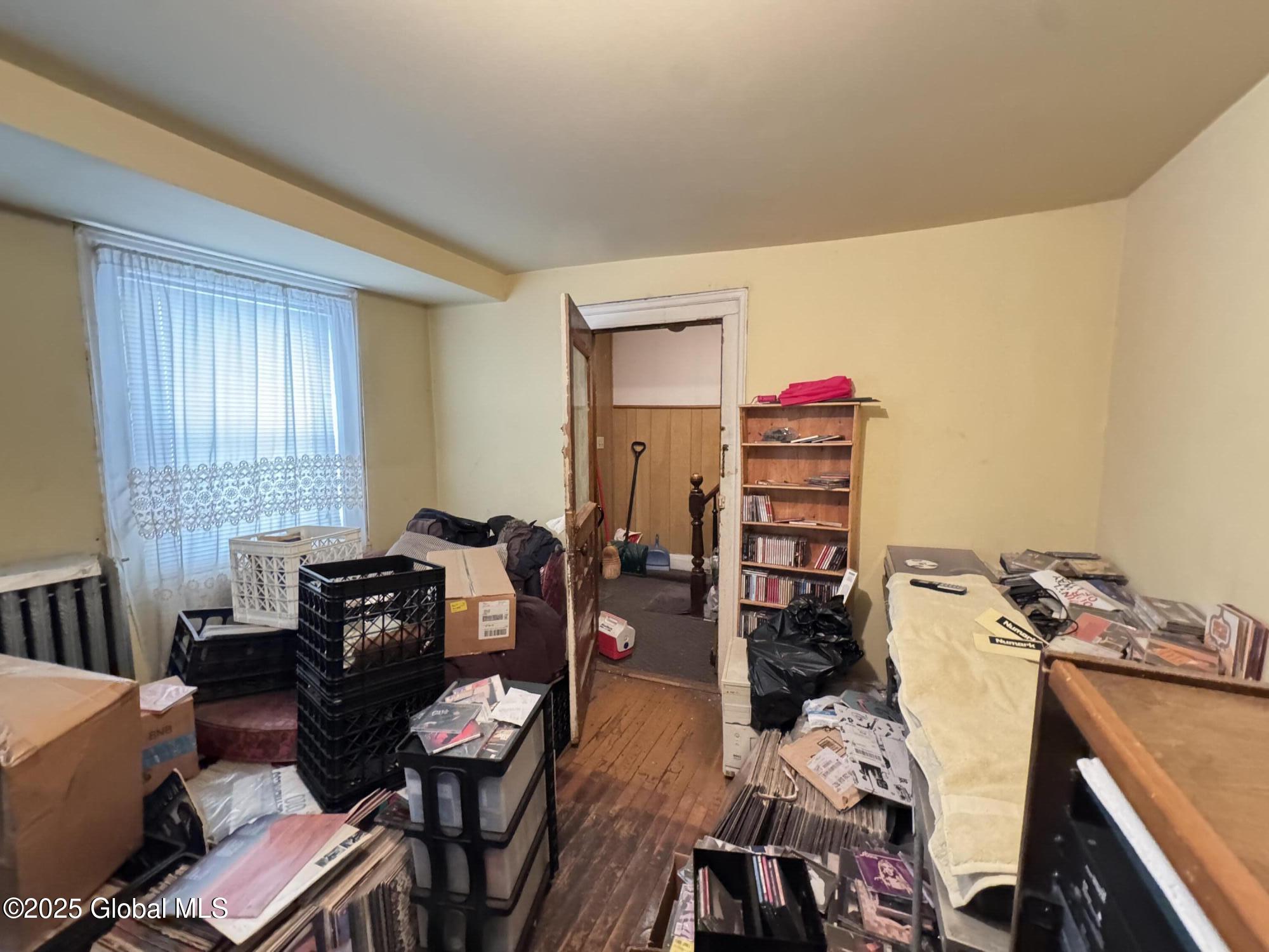 43 Oakwood Avenue