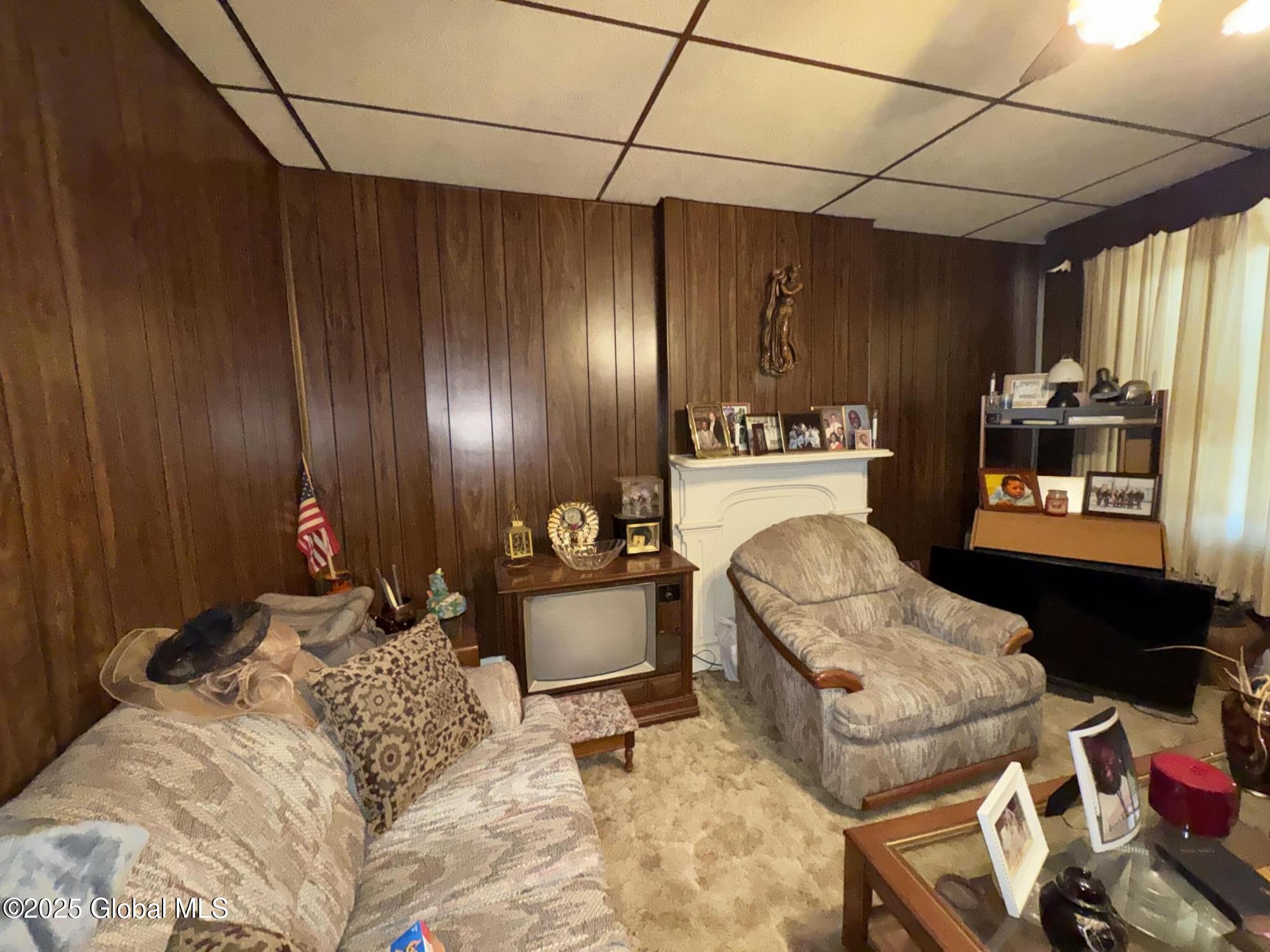 43 Oakwood Avenue