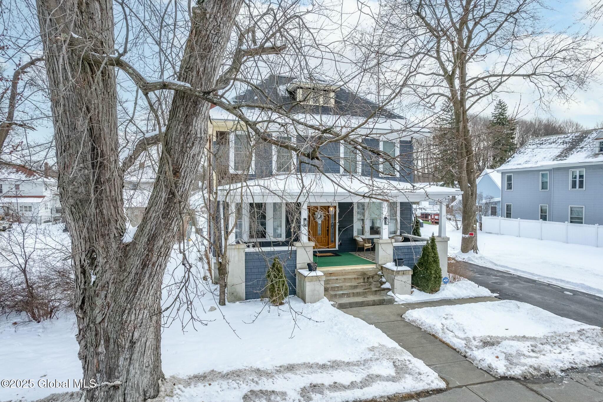 26 S Lake Avenue