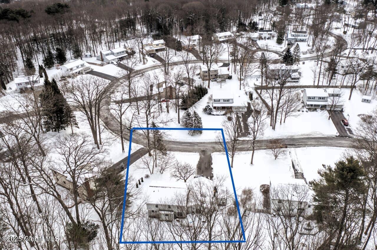 70 Esopus Drive