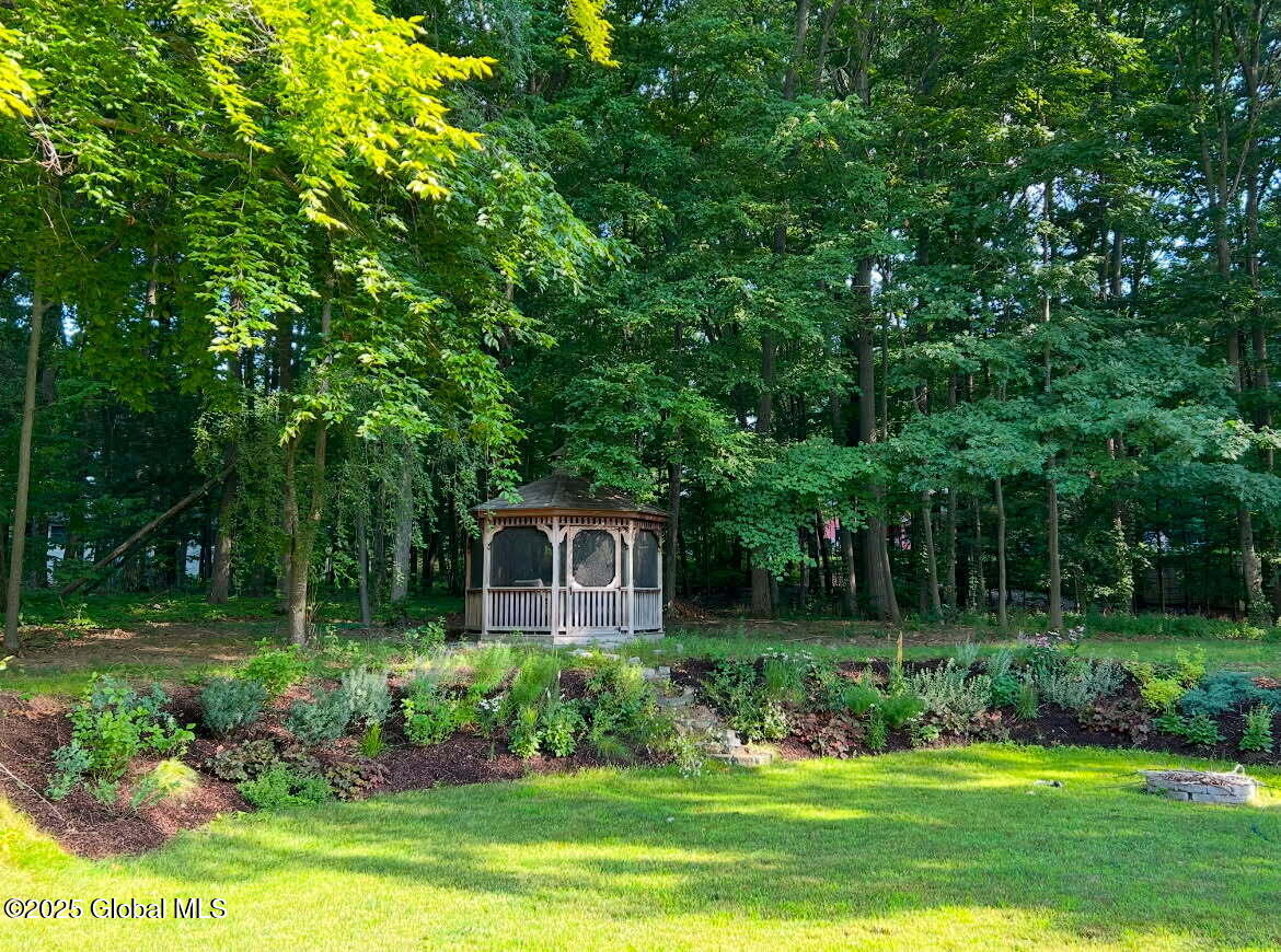 70 Esopus Drive