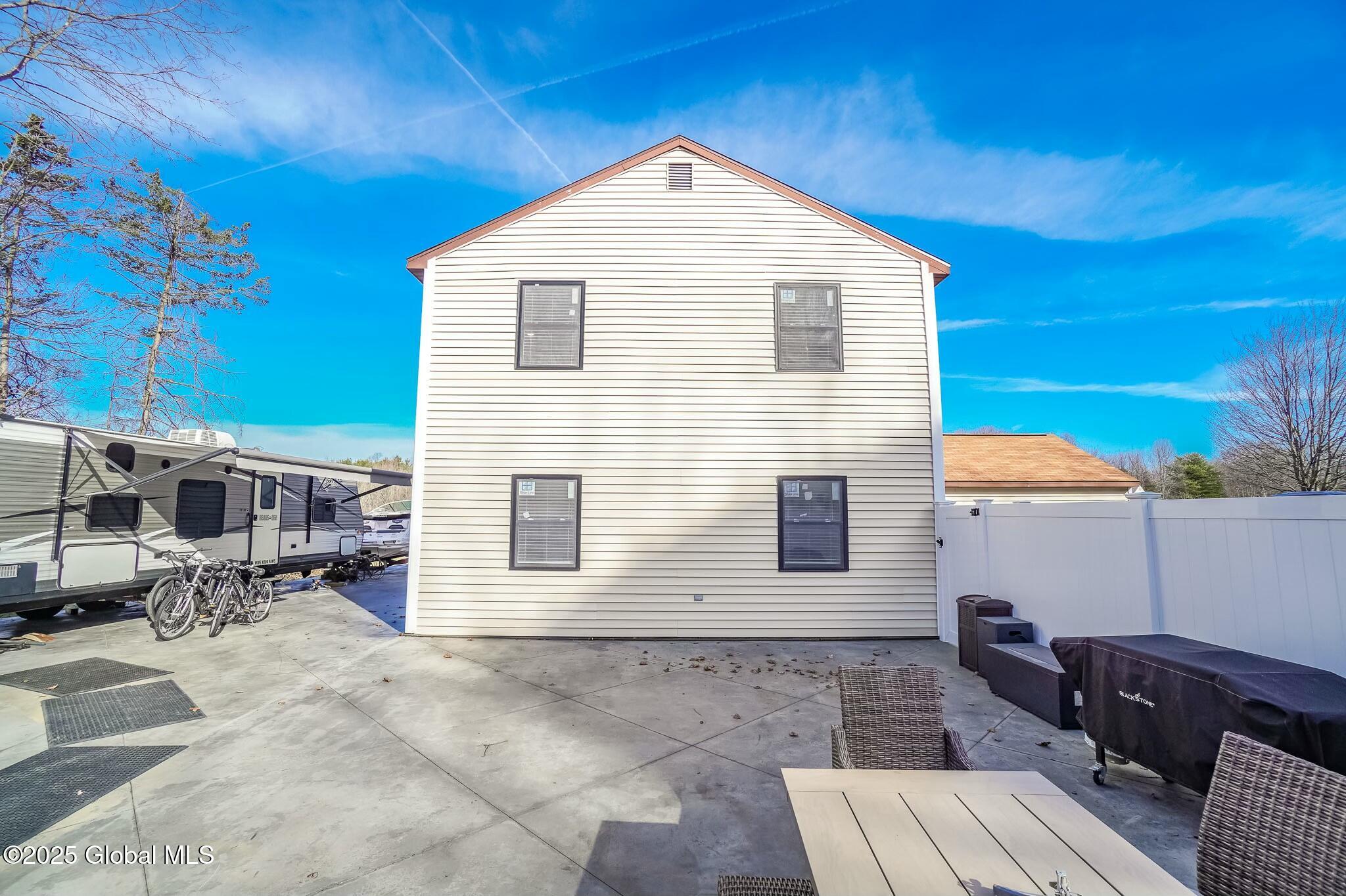 6 Birch Glen Drive