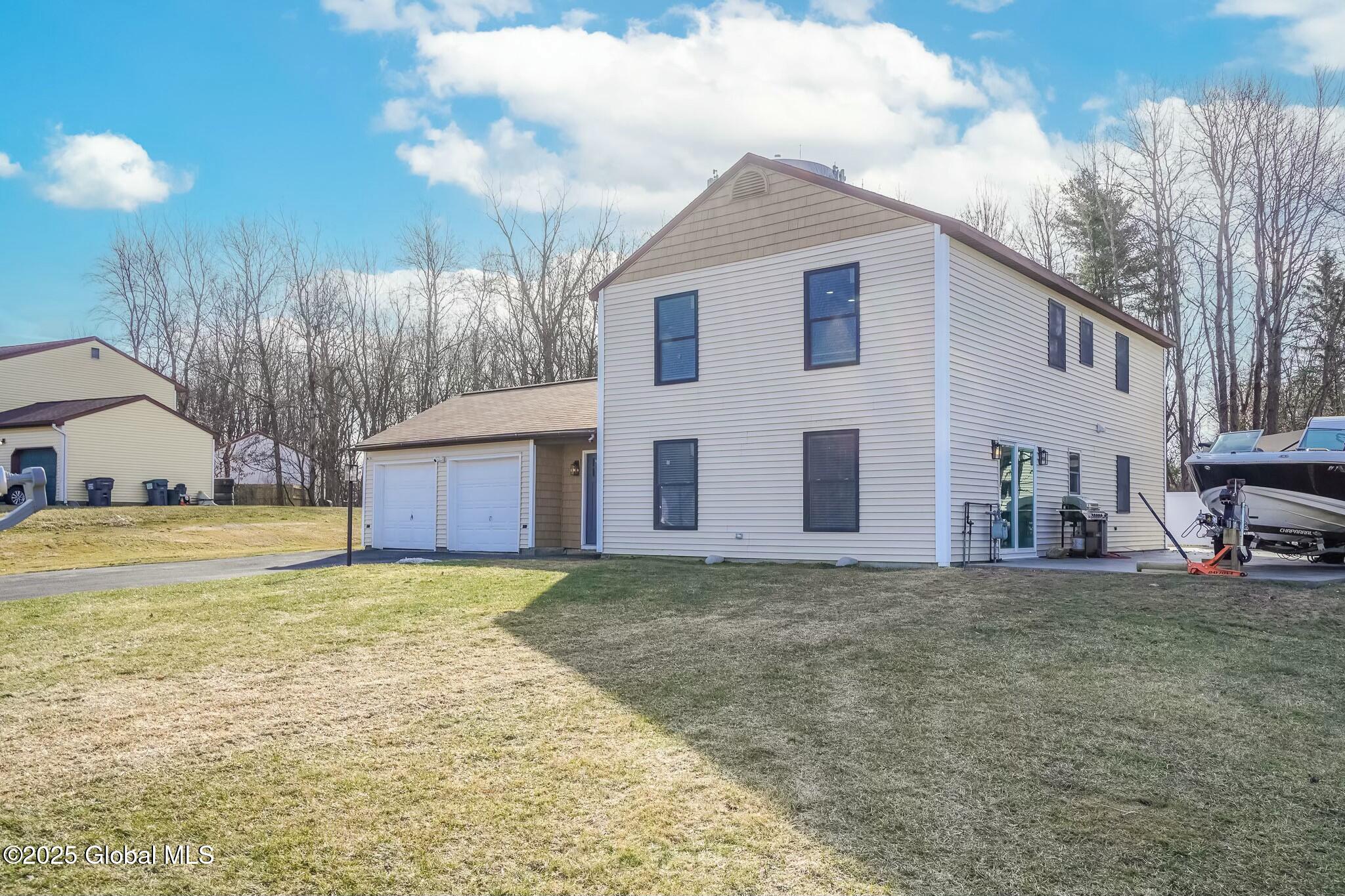 6 Birch Glen Drive