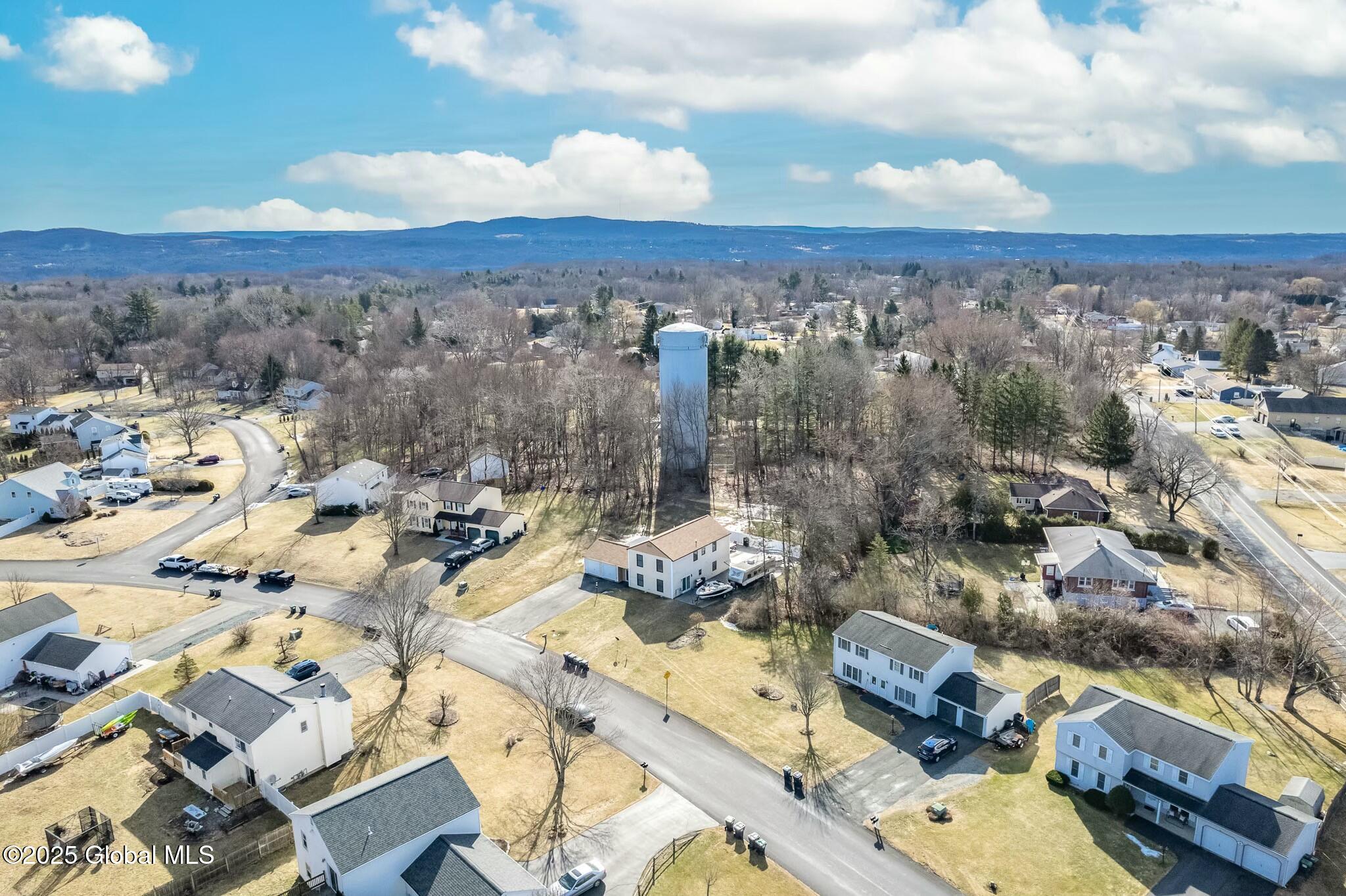 6 Birch Glen Drive