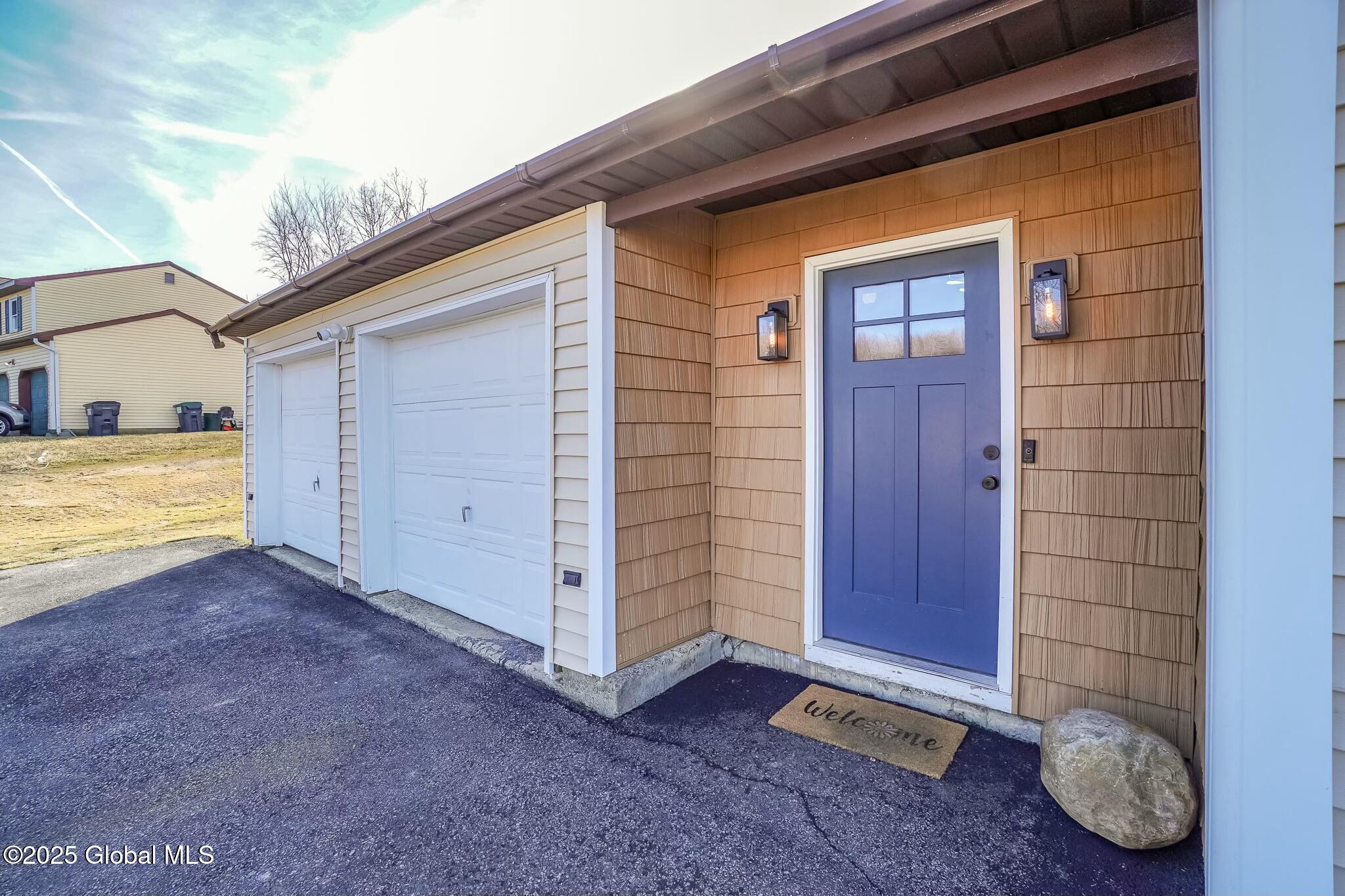 6 Birch Glen Drive