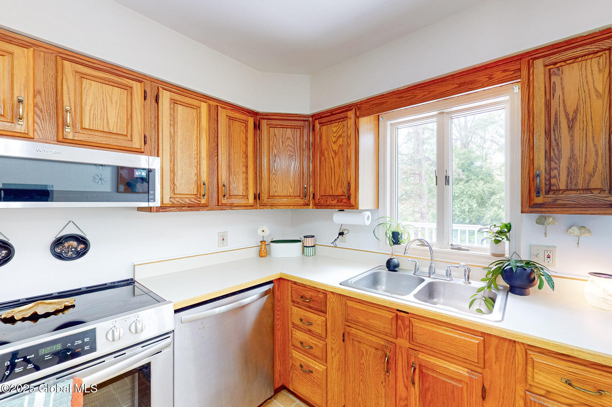 9 Arlene Avenue