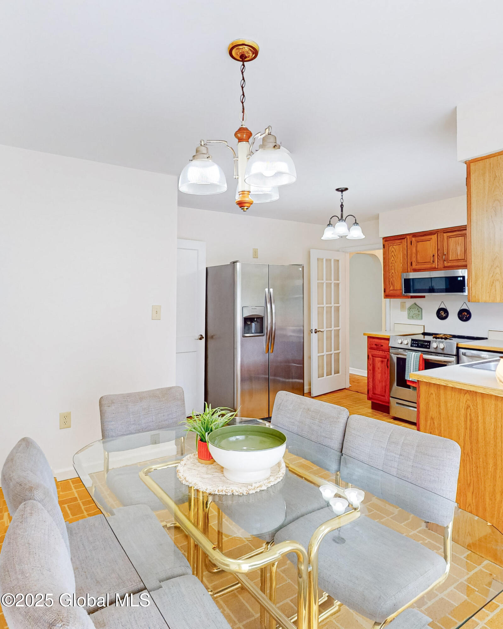 9 Arlene Avenue