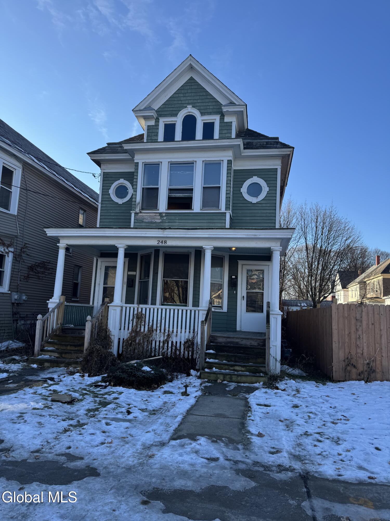 248 Catherine Street