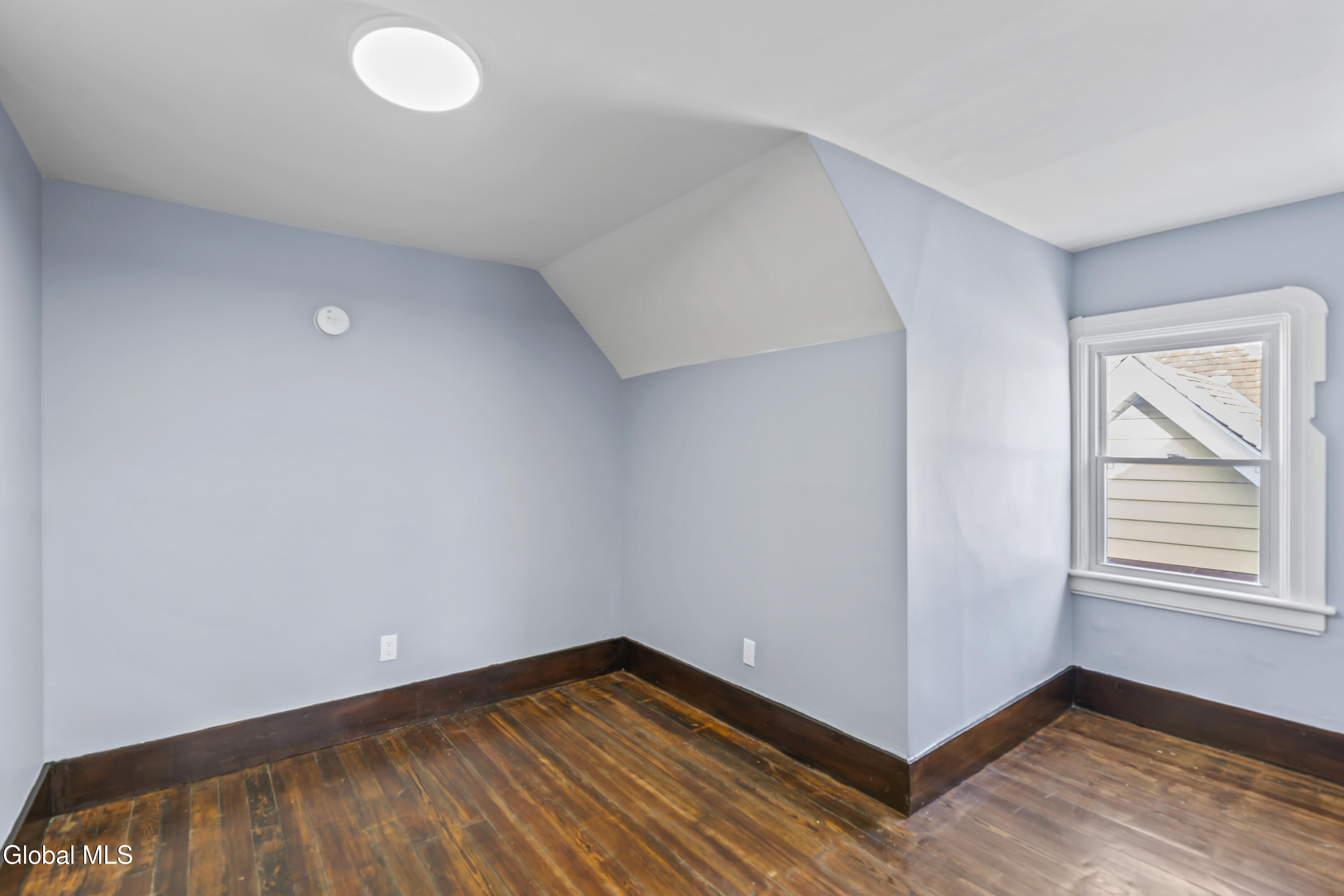 1027 Wendell Avenue