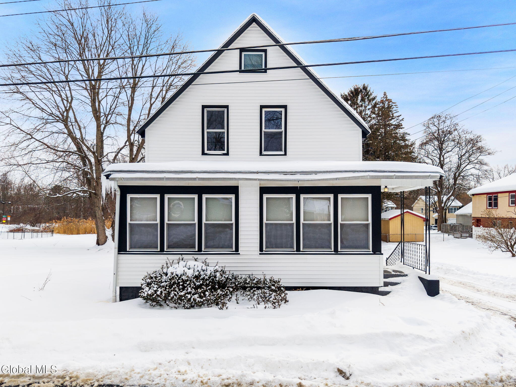 10 Ferrara Avenue