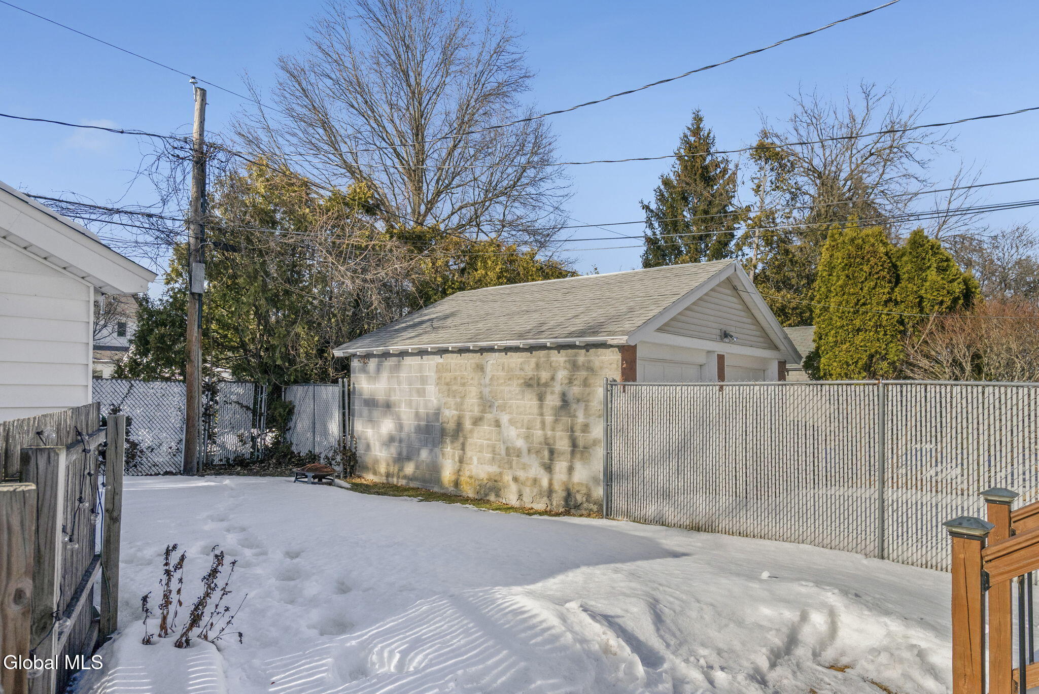 49 Oakwood Street