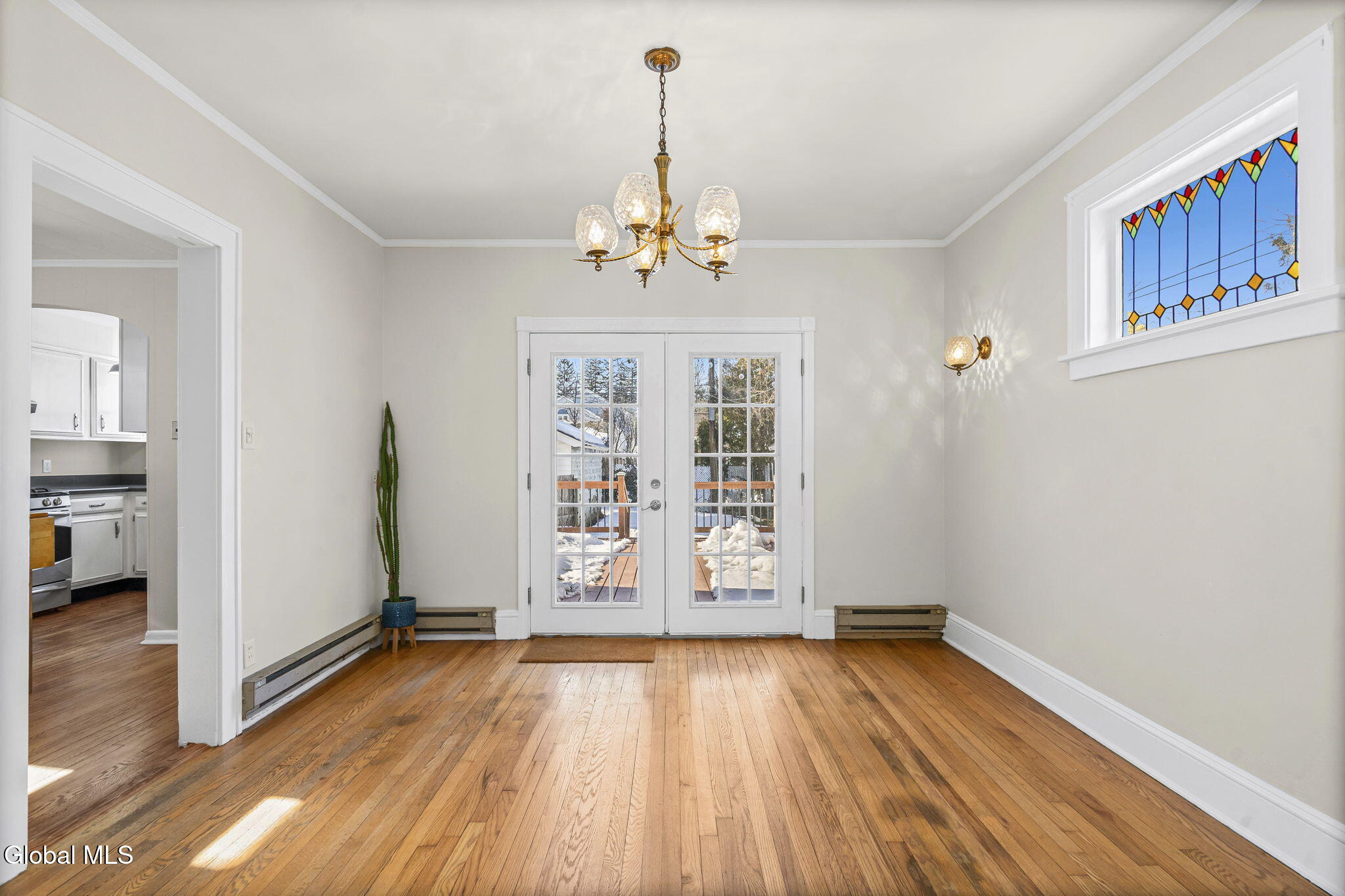 49 Oakwood Street