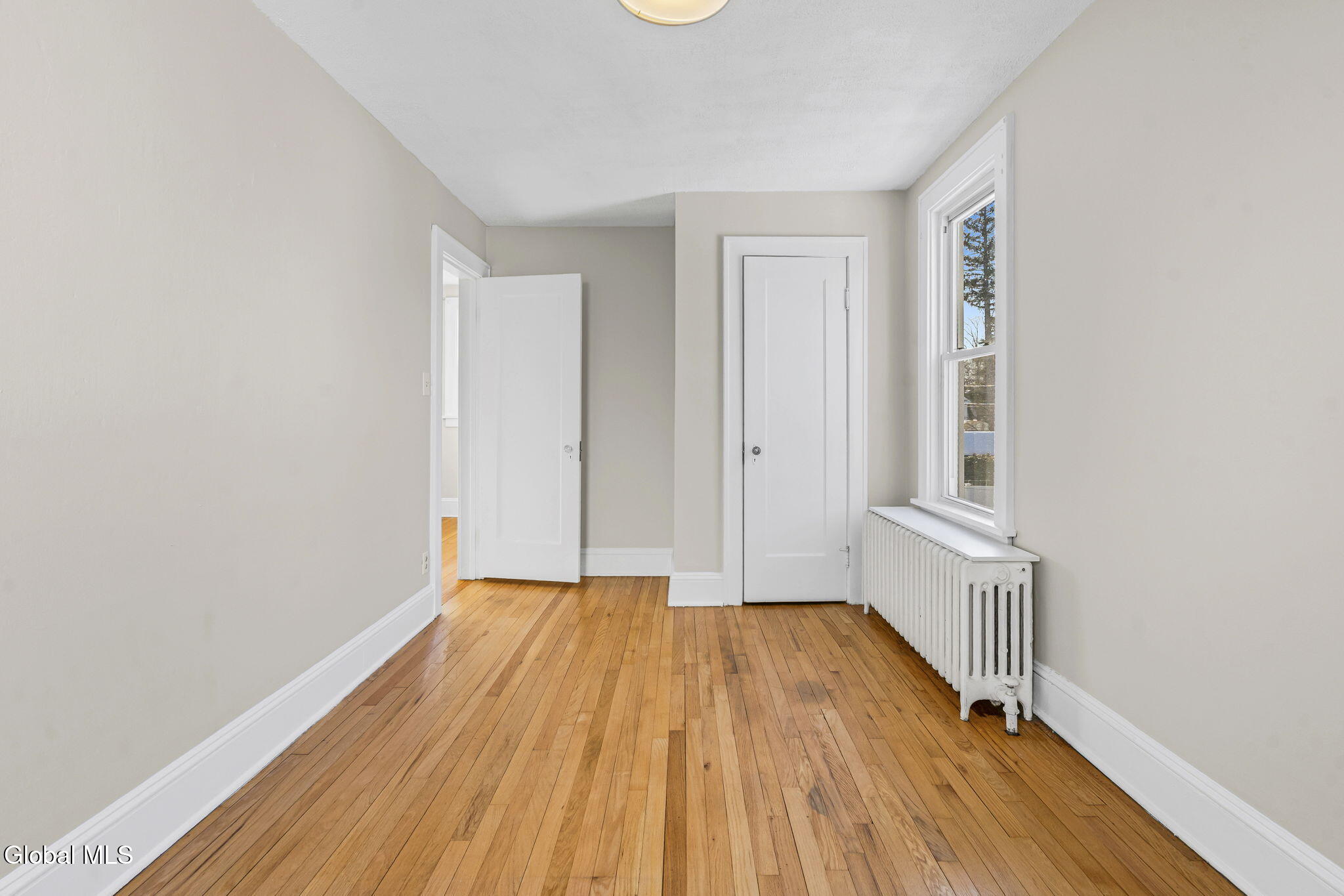 49 Oakwood Street