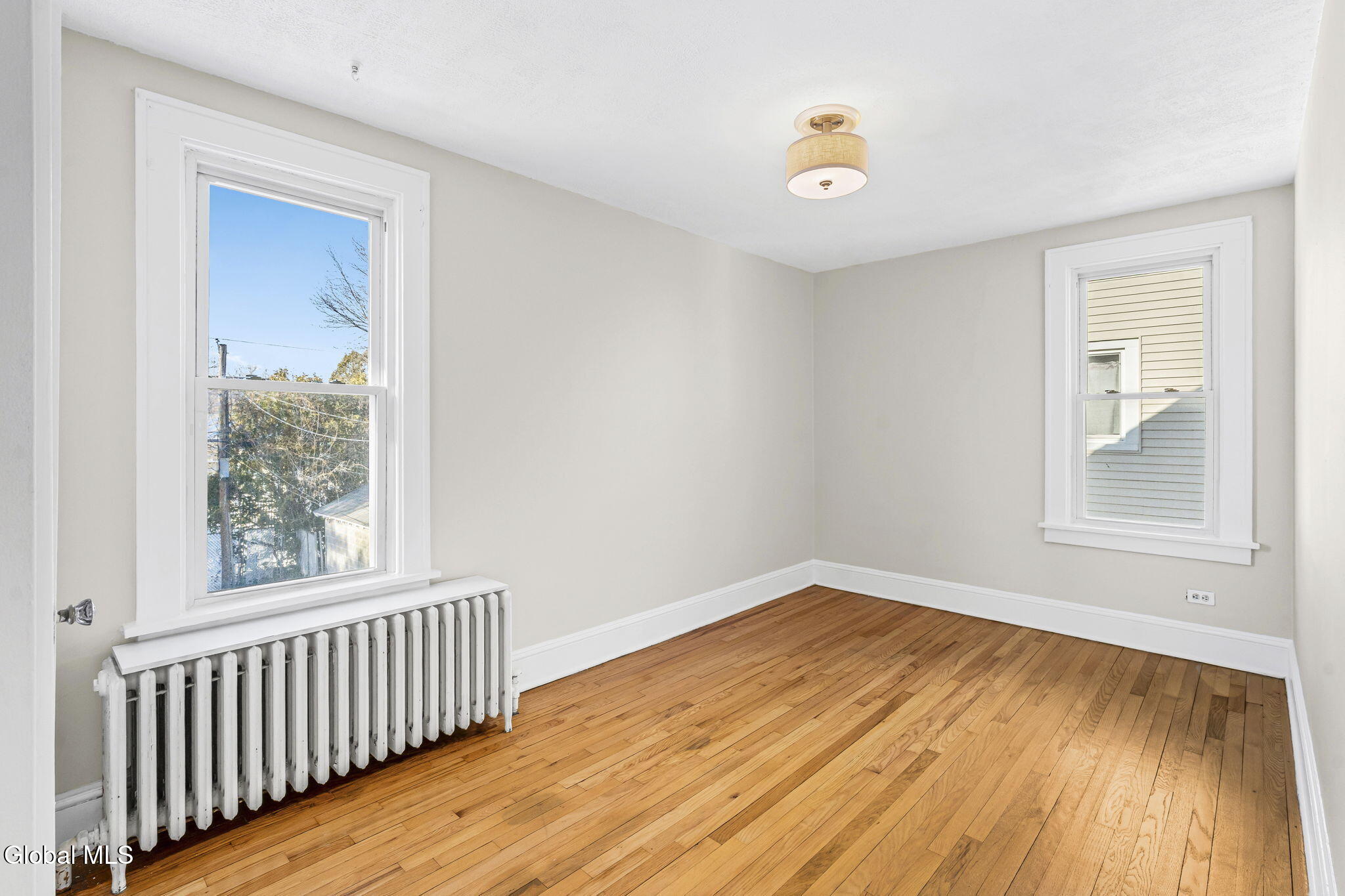 49 Oakwood Street