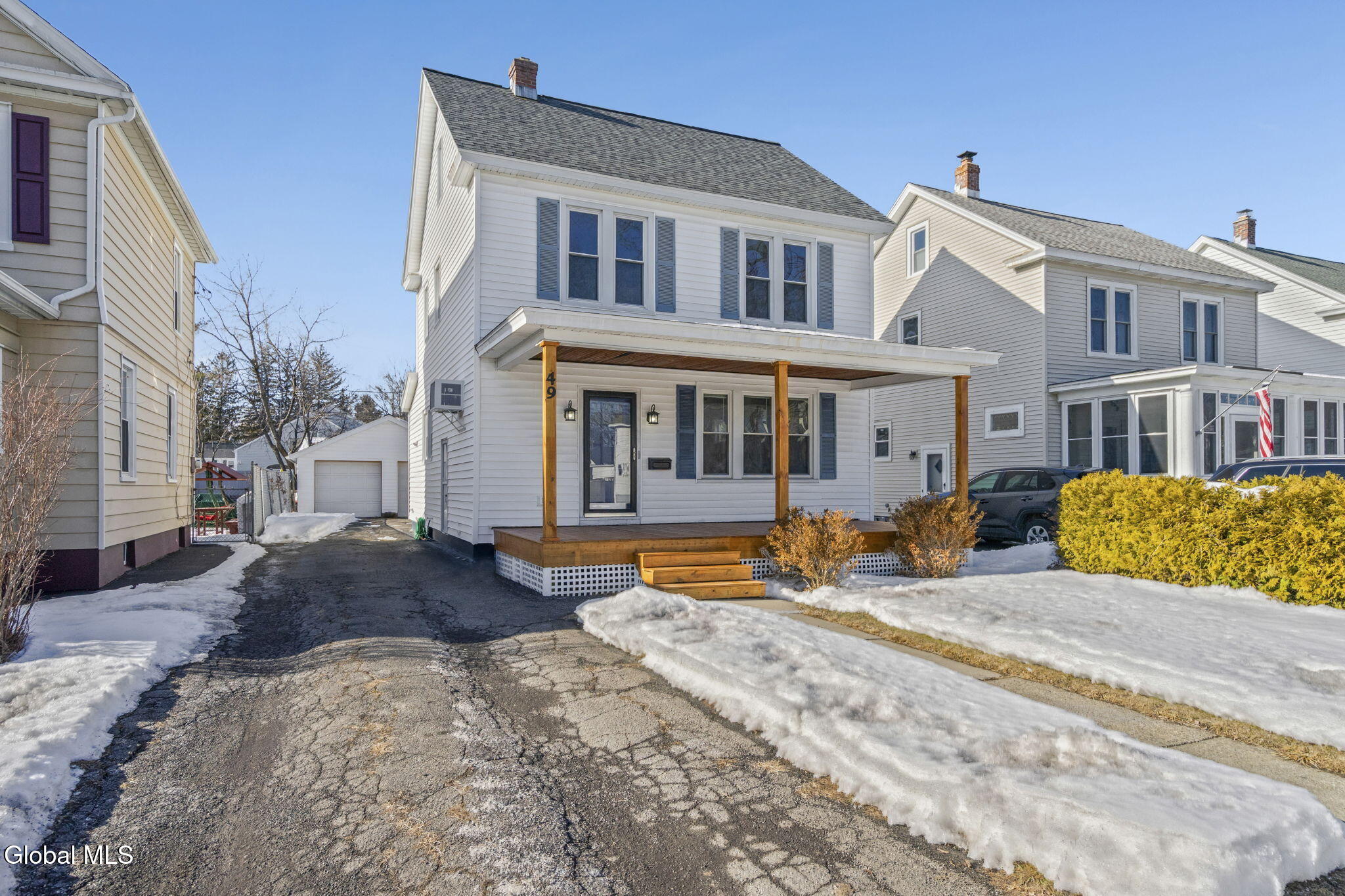 49 Oakwood Street