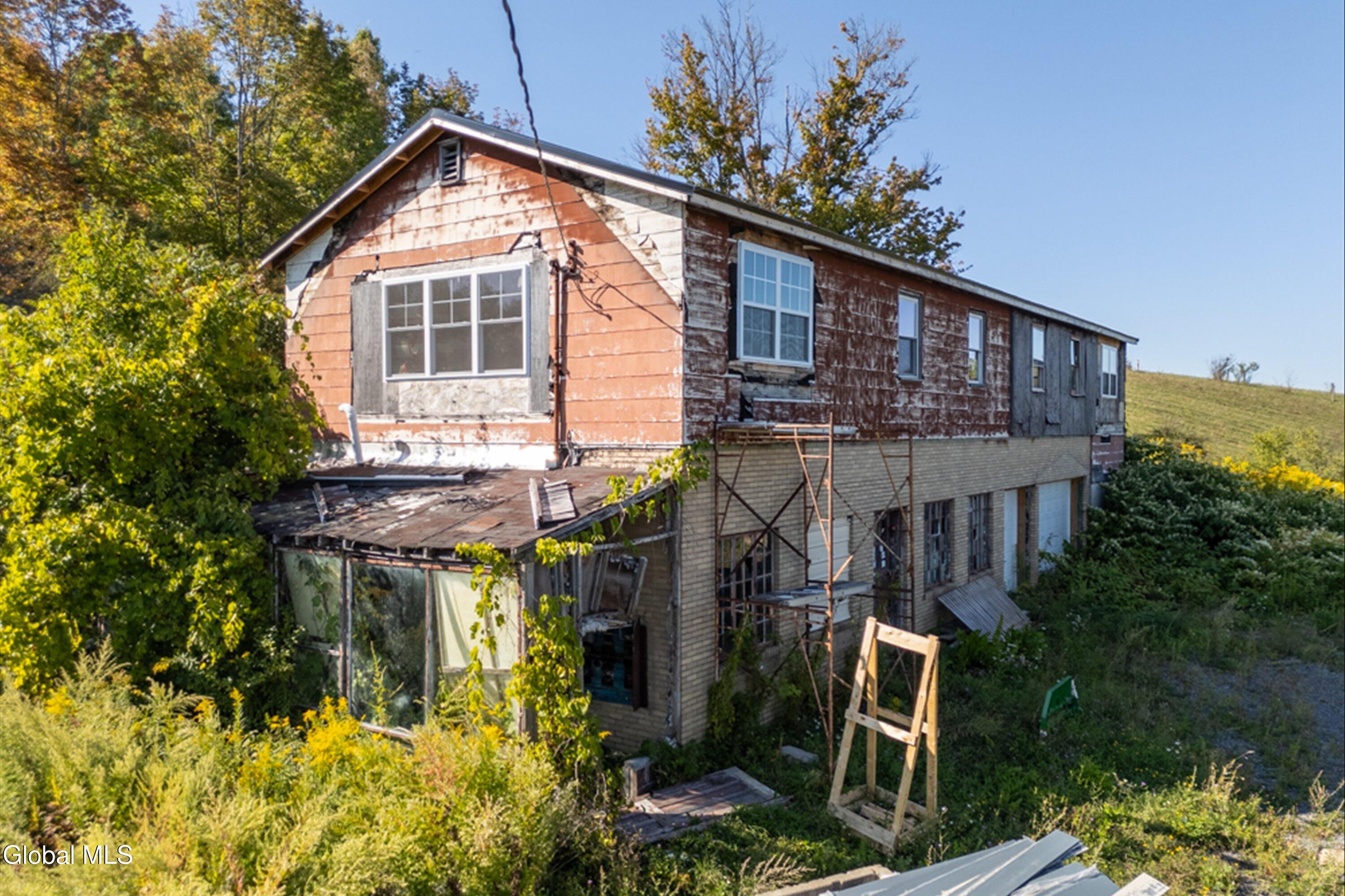 2 Harold Drive