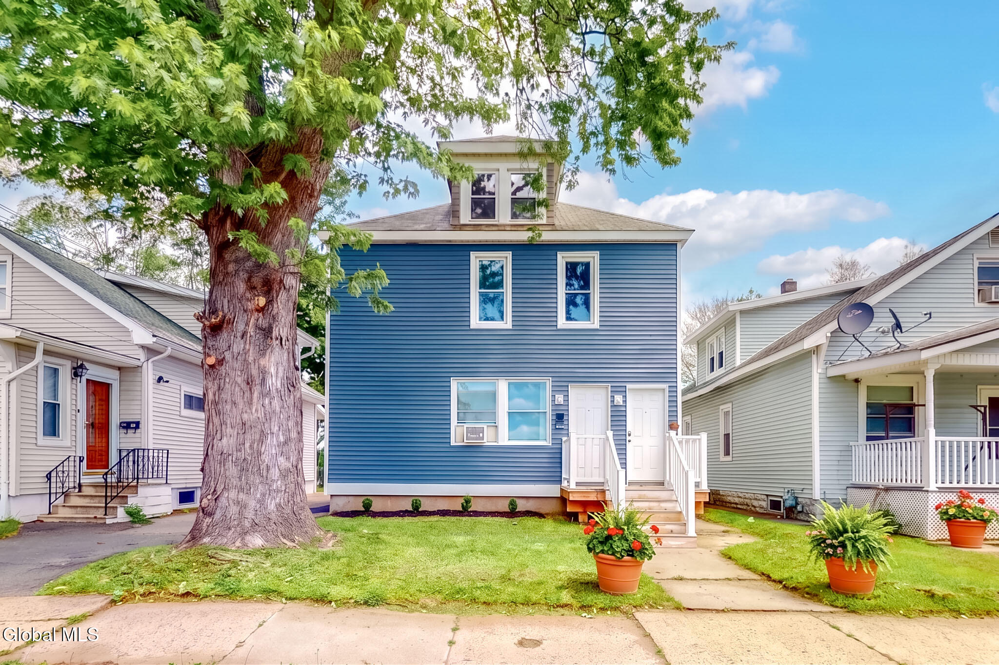 1315 Van Cortland Street