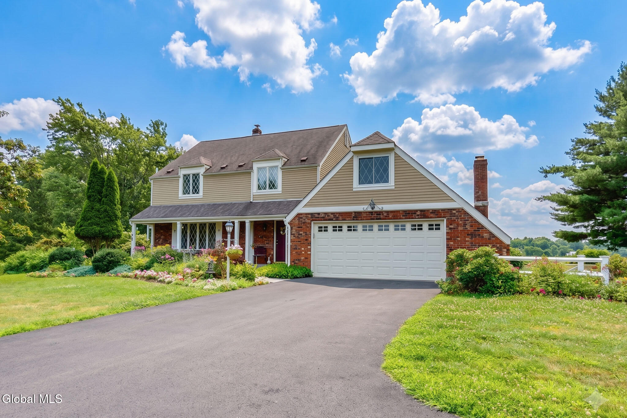 74 Hawthorne Drive
