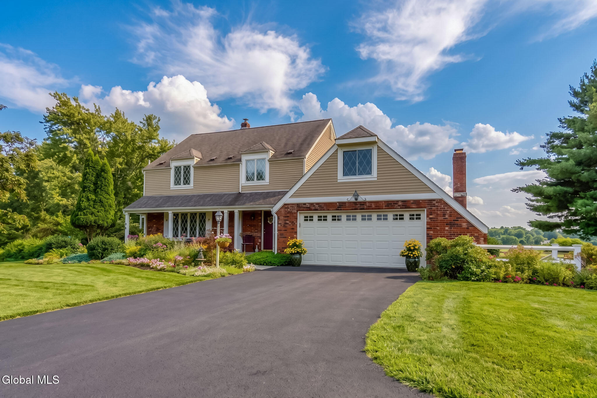 74 Hawthorne Drive