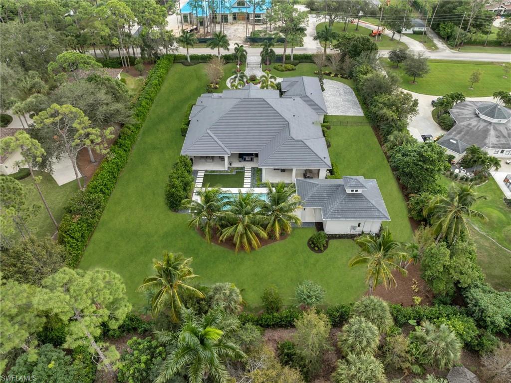 627 Hickory RD