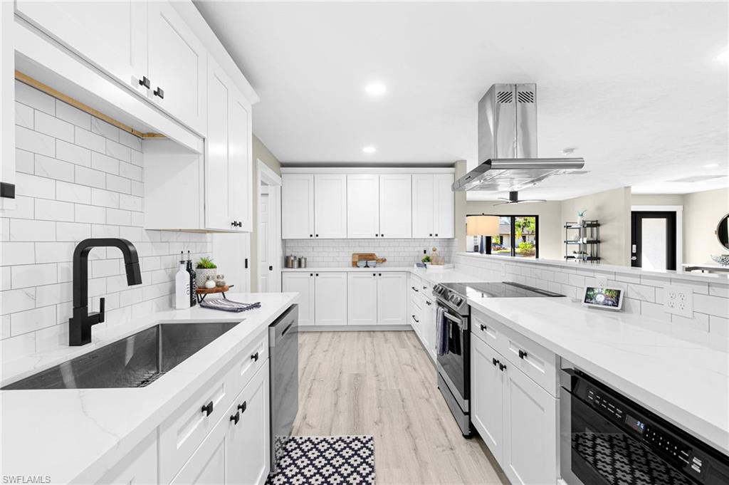 11451 Rebecca CIR