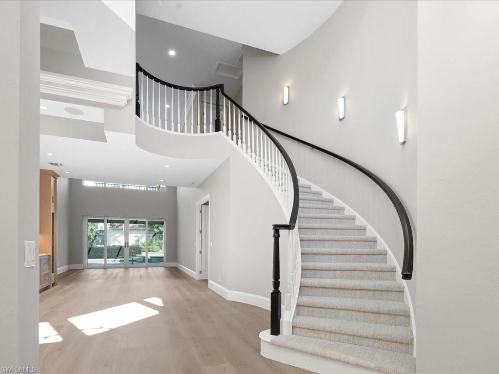 7855 Vizcaya WAY