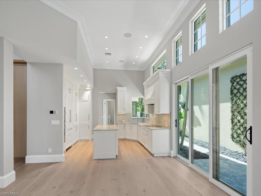 7855 Vizcaya WAY