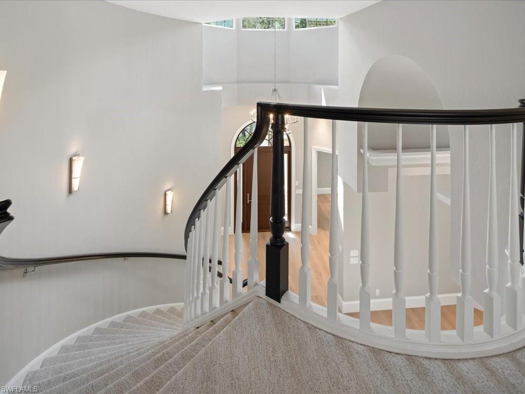 7855 Vizcaya WAY
