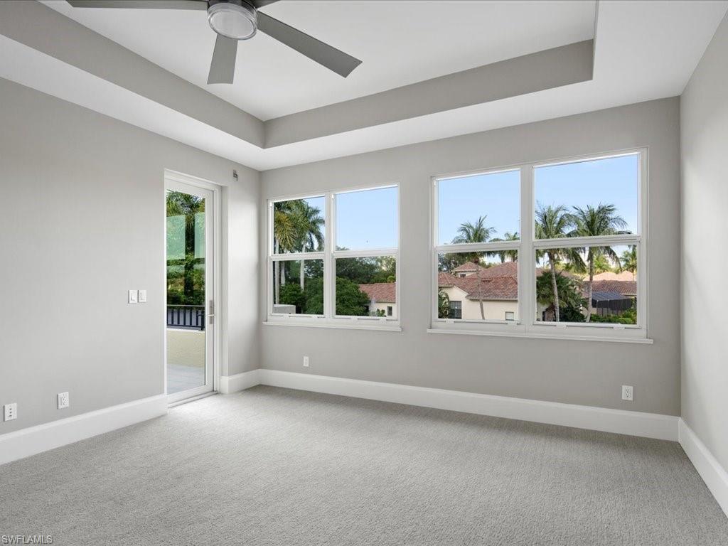 7855 Vizcaya WAY