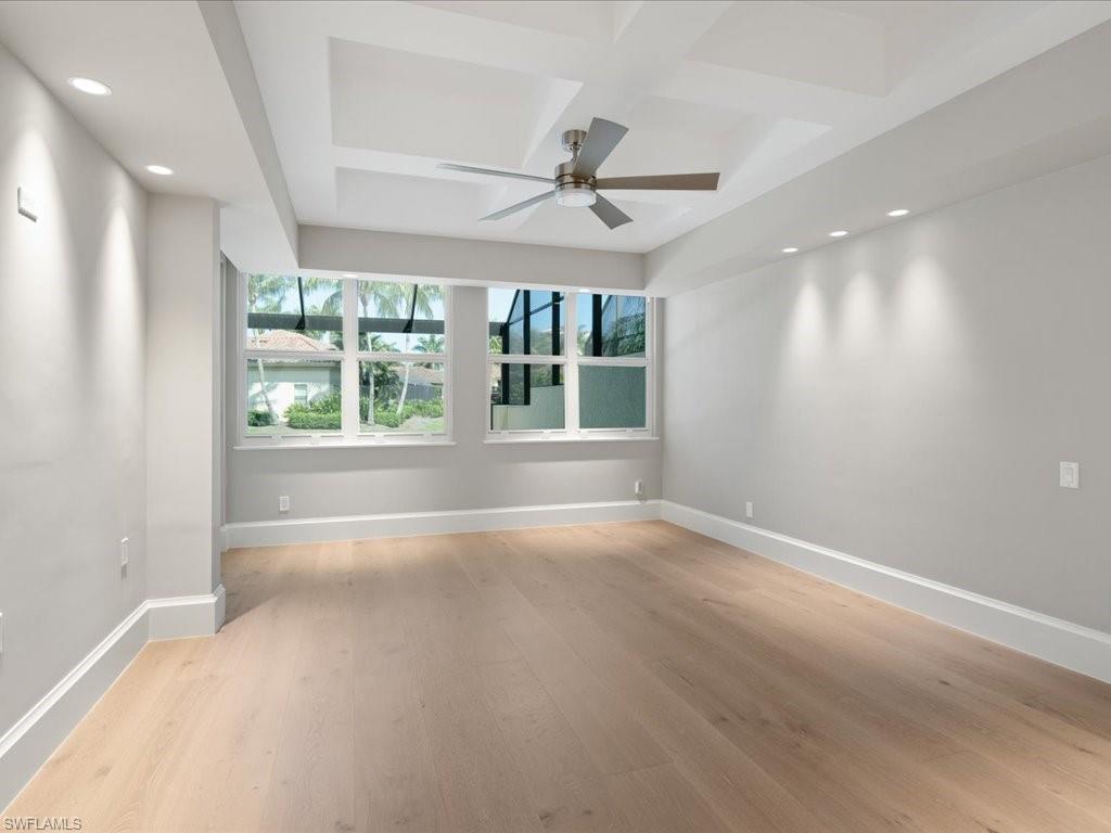7855 Vizcaya WAY