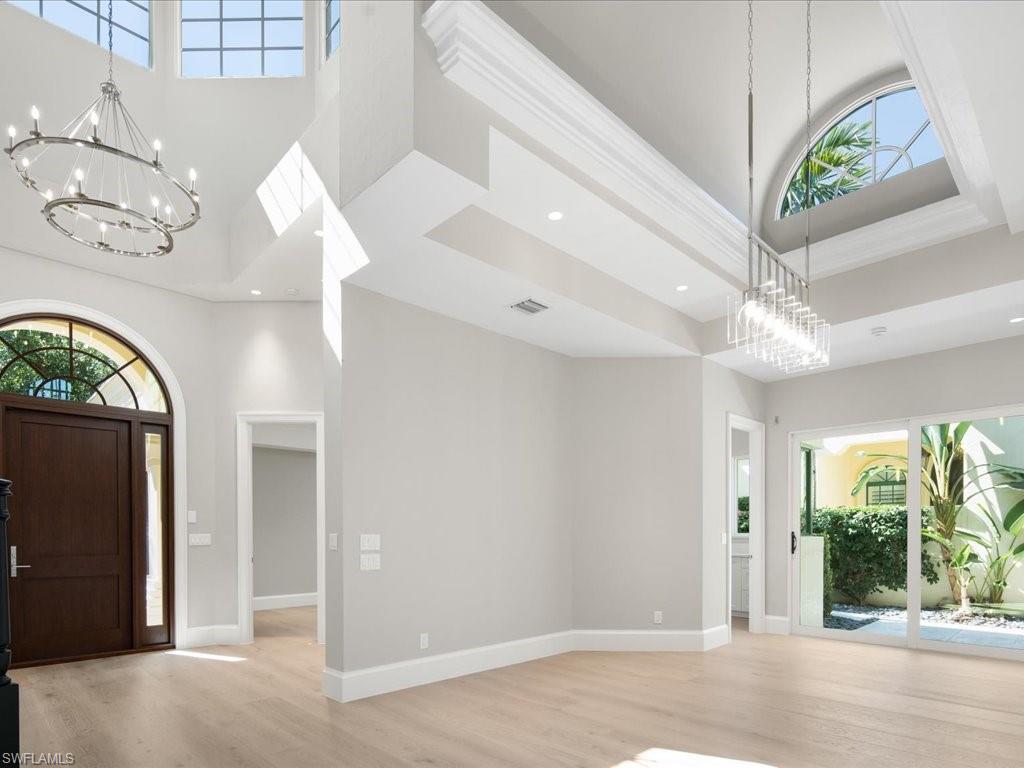 7855 Vizcaya WAY