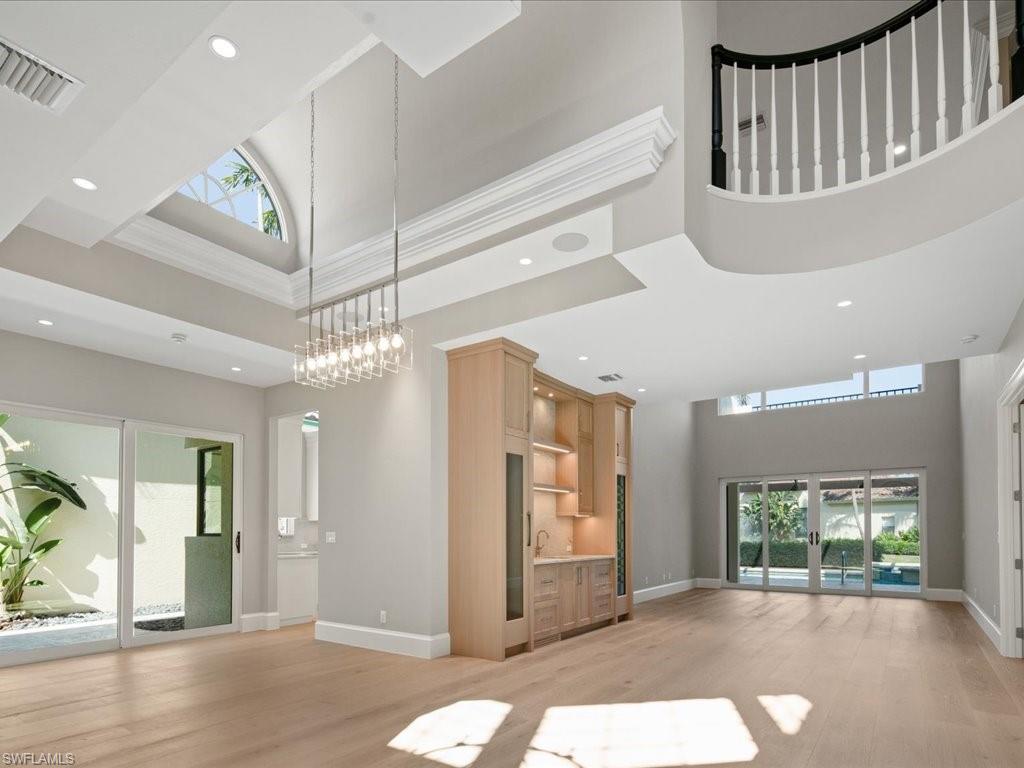 7855 Vizcaya WAY