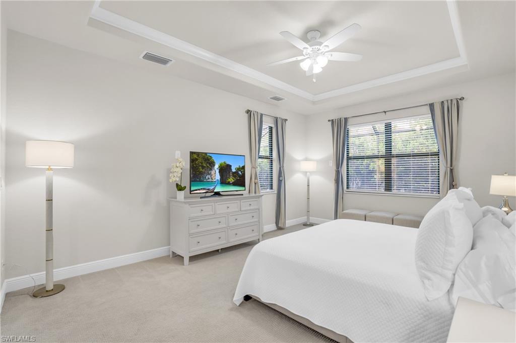 10043 Florence CIR