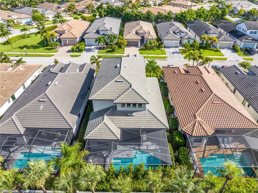 10043 Florence CIR