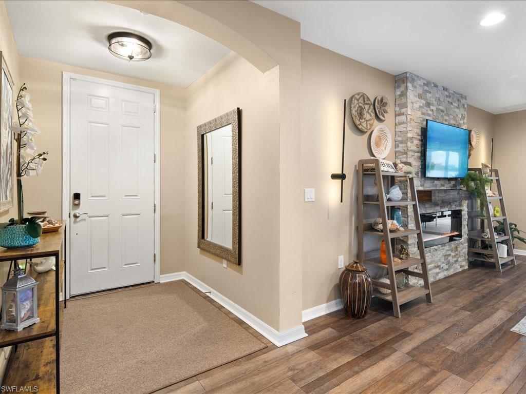 14798 Edgewater CIR