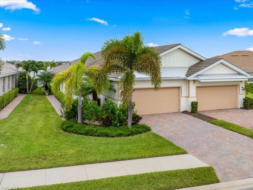 14798 Edgewater CIR