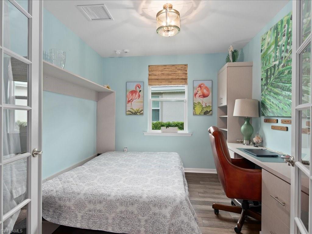 14798 Edgewater CIR
