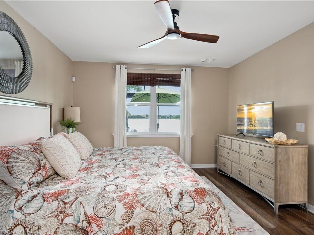 14798 Edgewater CIR