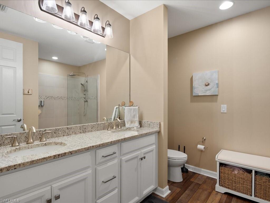 14798 Edgewater CIR