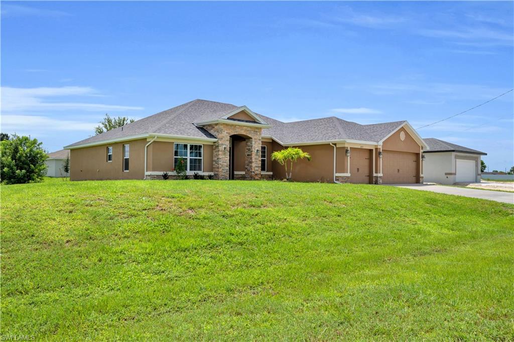 2235 NW 1st PL