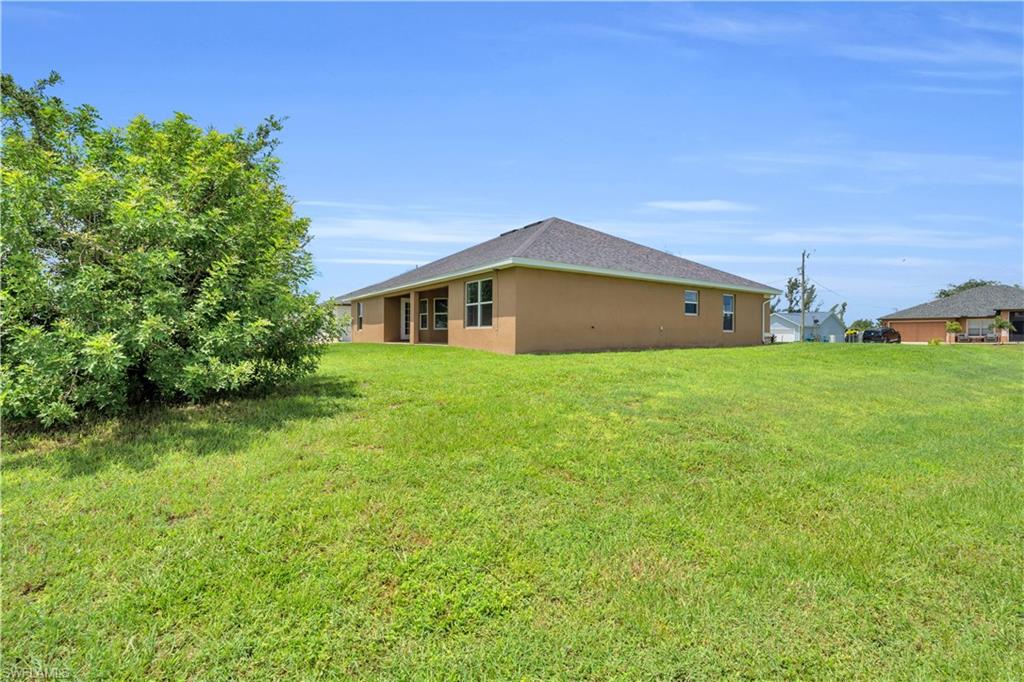 2235 NW 1st PL