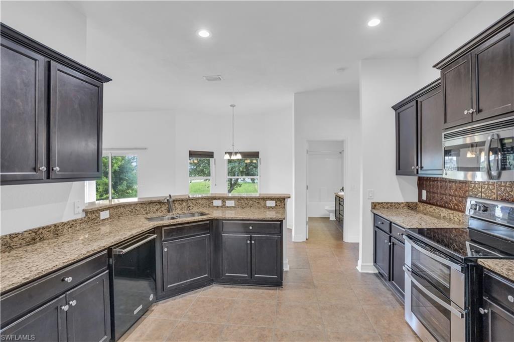2235 NW 1st PL