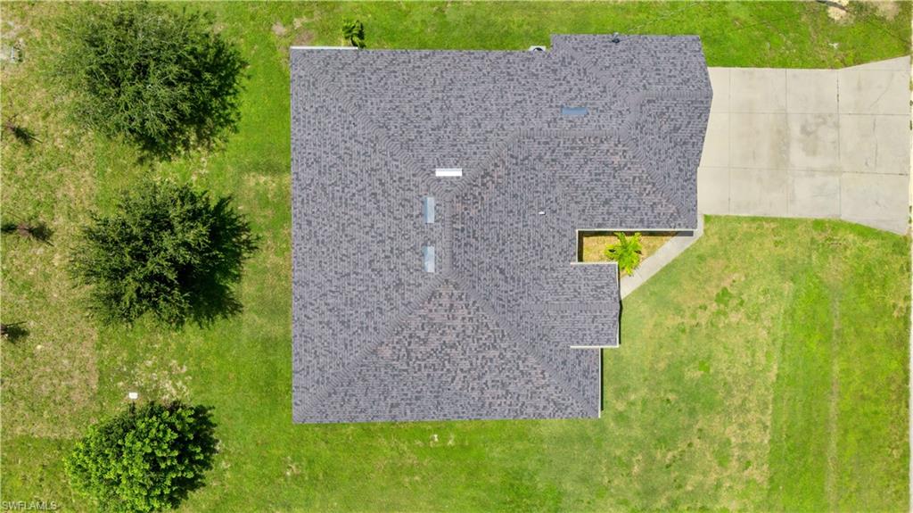 2235 NW 1st PL