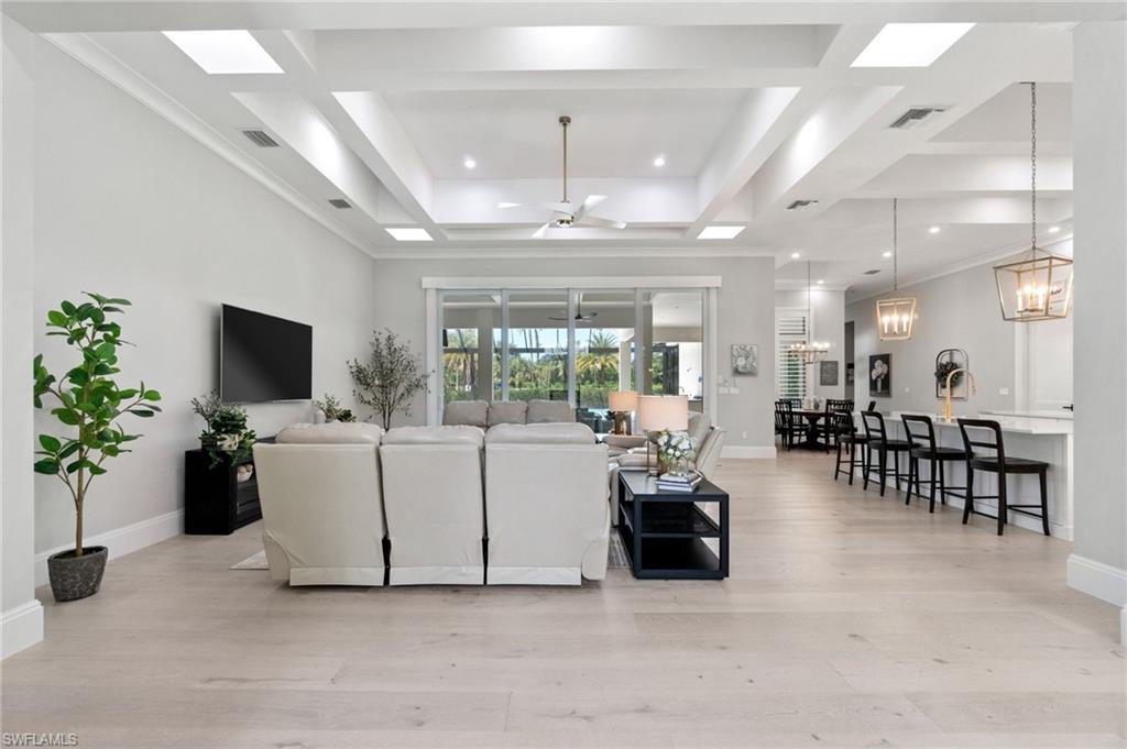 5567 Tamarind Ridge DR