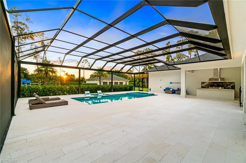 5567 Tamarind Ridge DR