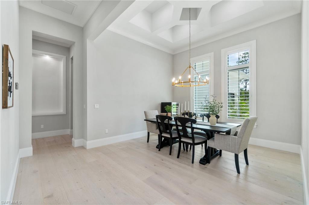 5567 Tamarind Ridge DR