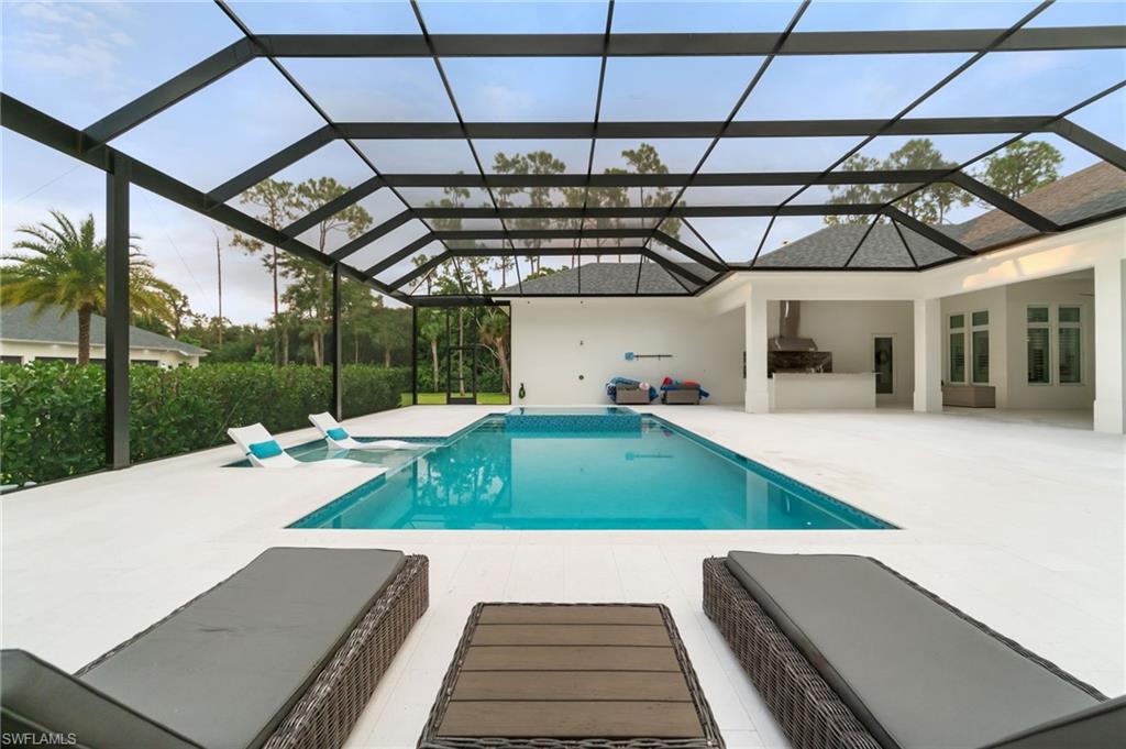 5567 Tamarind Ridge DR